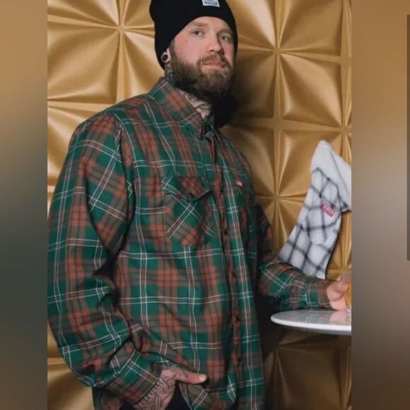 Dixxon Shirt Mens Medium Green Plaid Mistletoe Flannel Button Down Long Sleeve - Picture 1 of 11